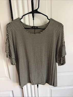 dee elle Olive & White Striped Ruffle Sleeve Tee